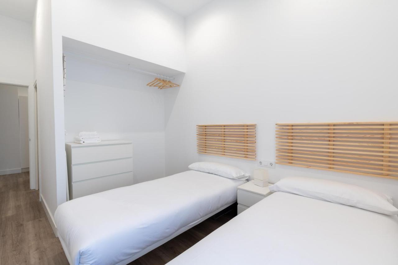 Holi-Rent At Erillas Camas Exterior photo