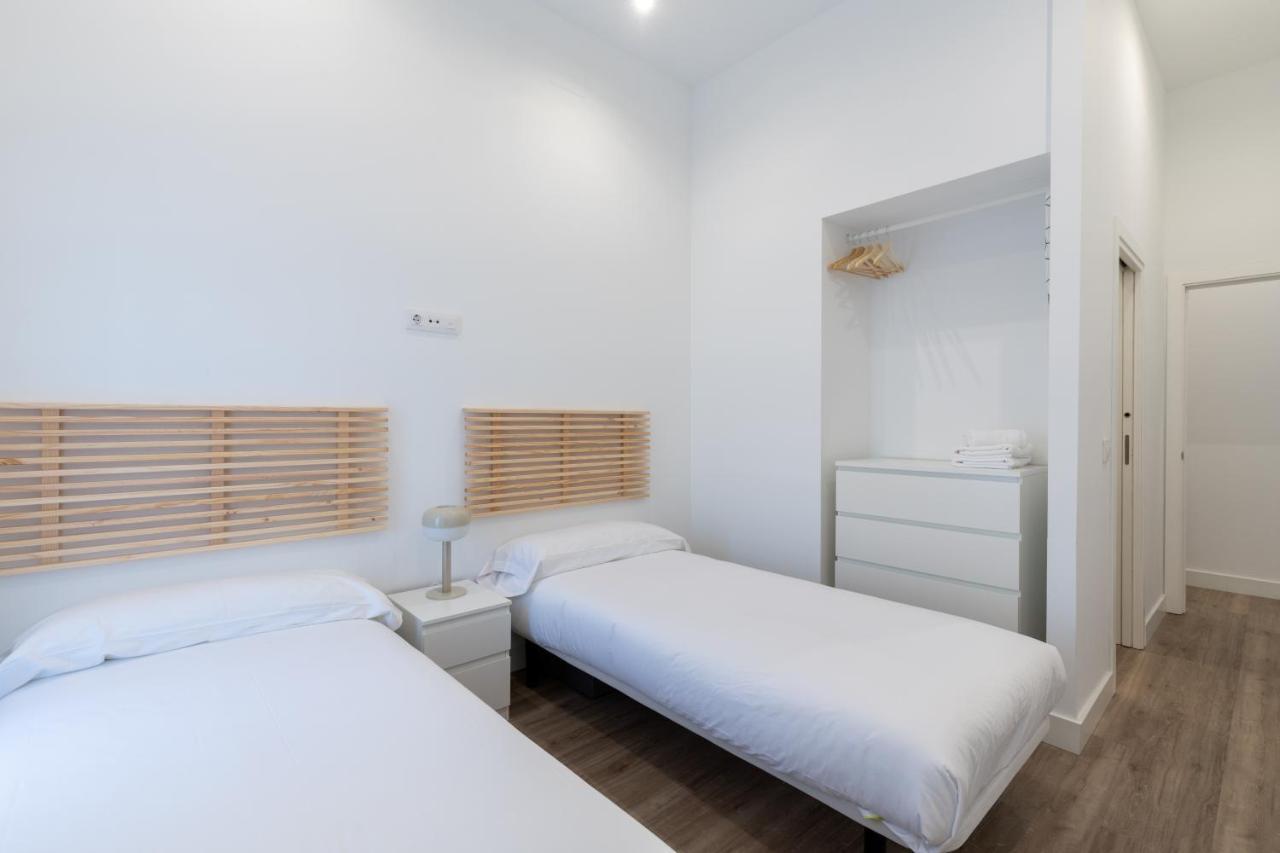Holi-Rent At Erillas Camas Exterior photo